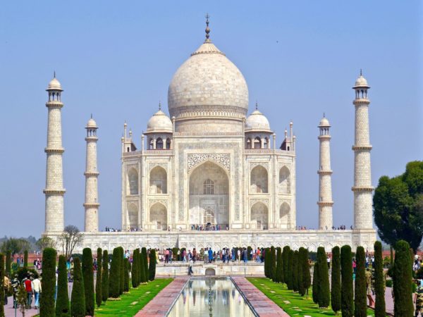 The Best Taj Mahal Tips For a Specatular Visit | The Trav Nav