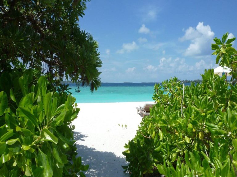 six senses laamu, maldives, beach