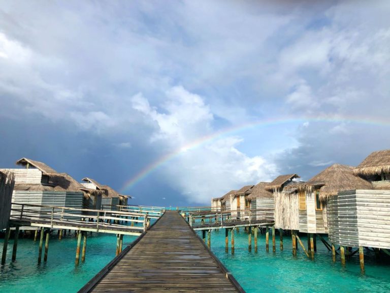 six senses laamu, maldives, joverwater, bungalow, villa, rainbow