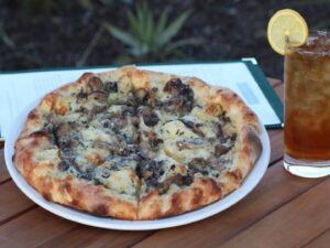 Slay Italian, mushroom pizza, Manhattan Beach