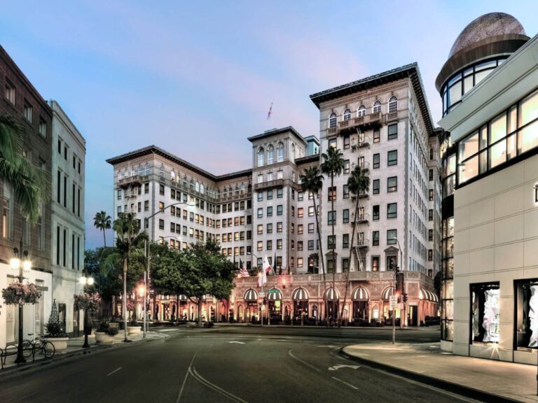 outdoor photo of Beverly Wilshire, A Four Seasons Hotel