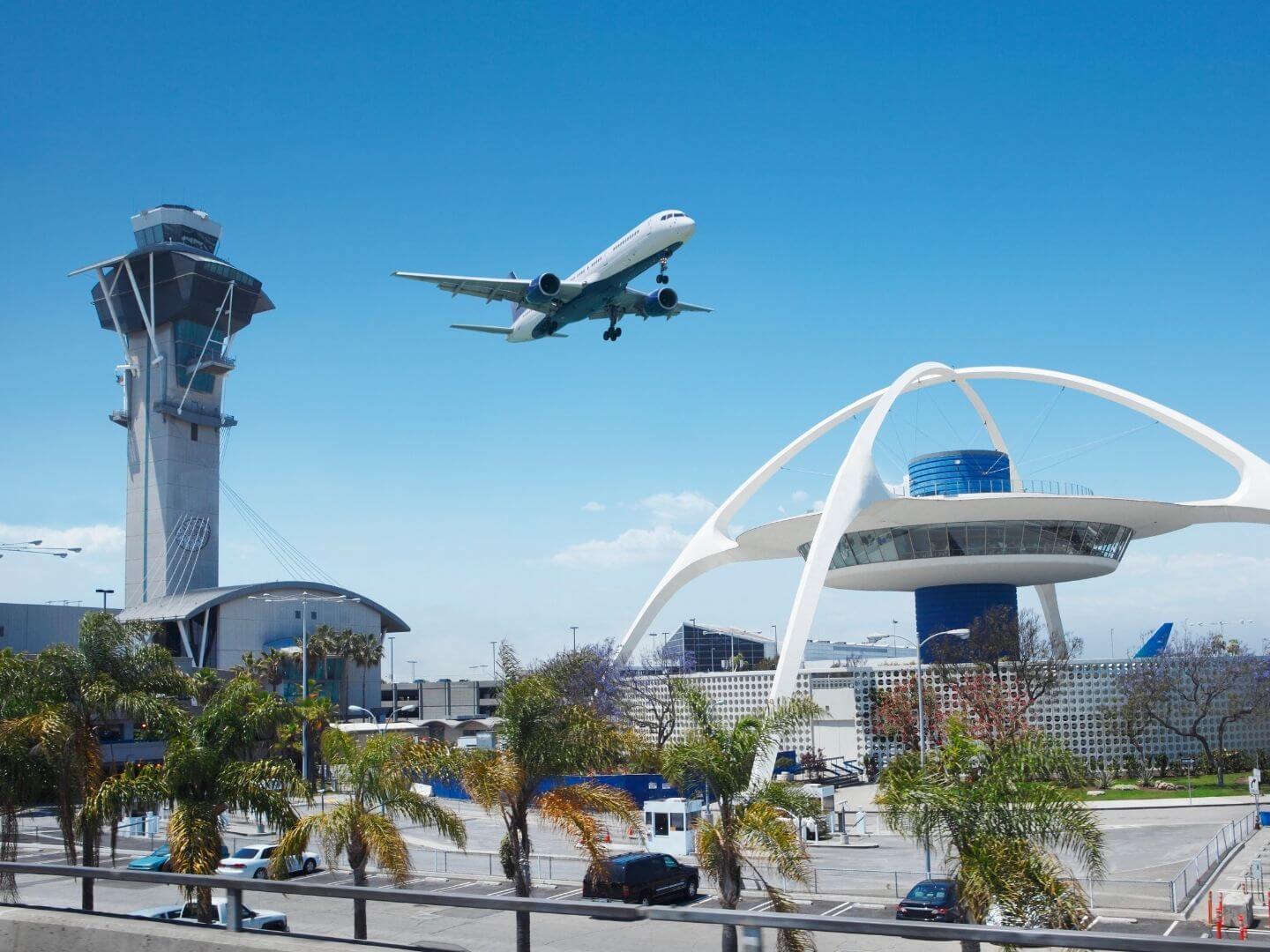 lax layover tours