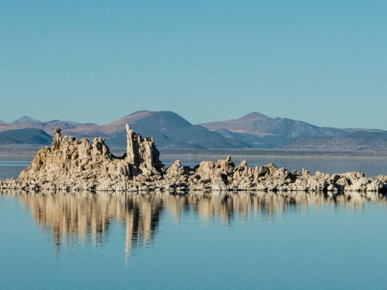 Mon o Lake Tufa, best thing to do in the summer in Mammoth