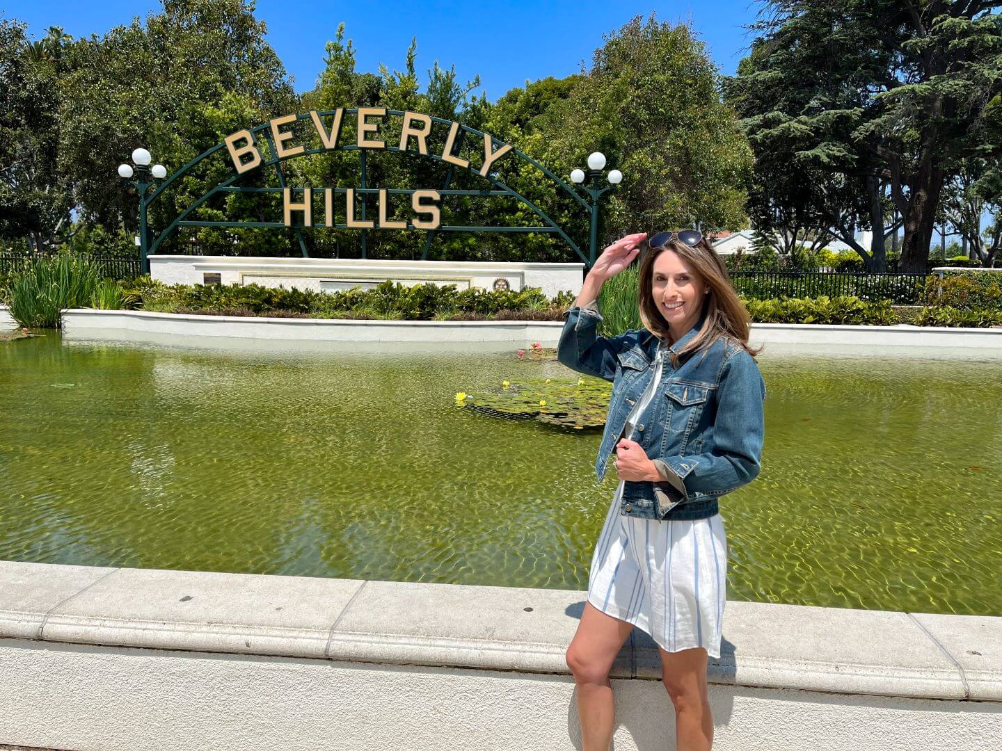 Beverly Hills Department Stores Welcome Chinese Tours With Open