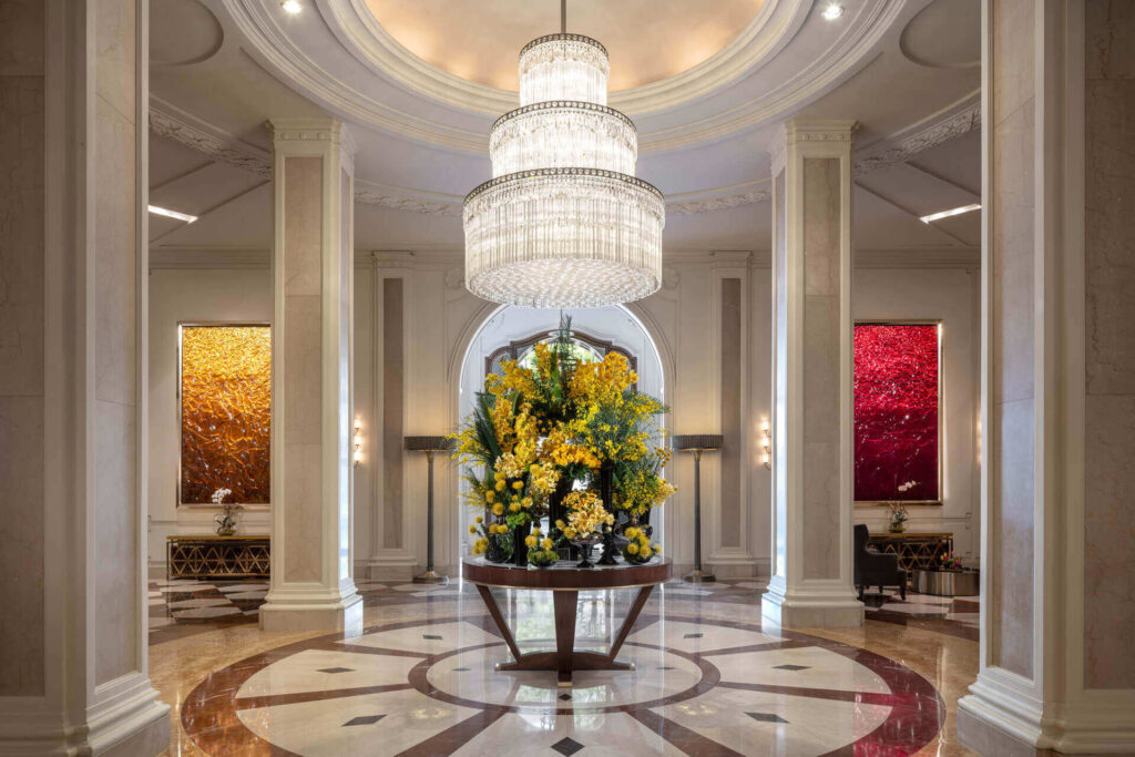 Image Courtesy of Beverly Wilshire, A Four Seasons Hotel Lobby