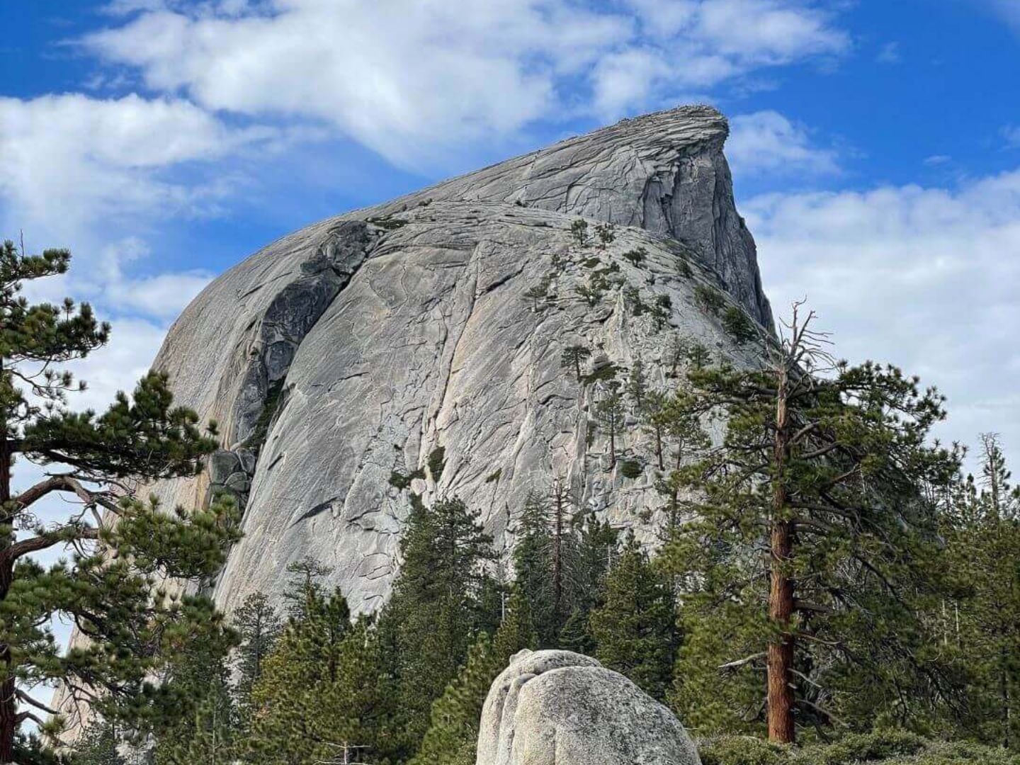 You are currently viewing The Ultimate Hiking Guide to Half Dome in Yosemite National Park + Cables