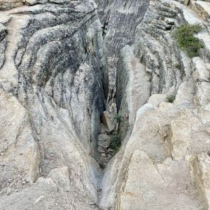 Fissure_at Yosemite National Park