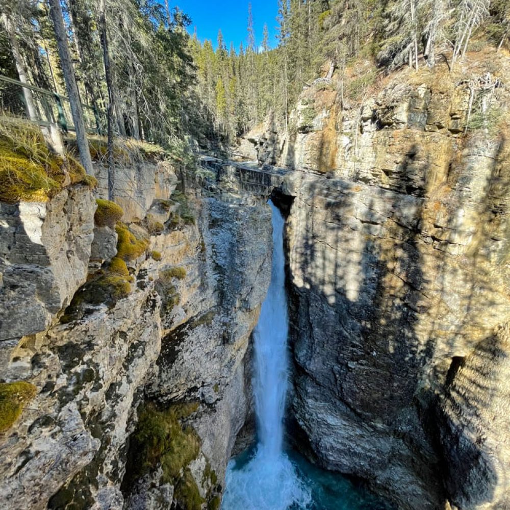 Johnston Canyon Upper Falls, The best 4 day Lake Louise itinerary